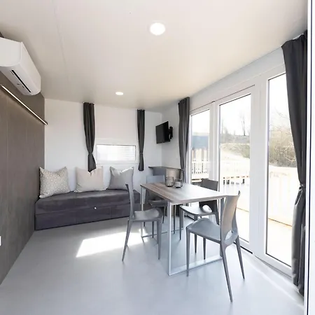 Komfortables Mobilehome Im Vital Camp Bayerbach 度假居